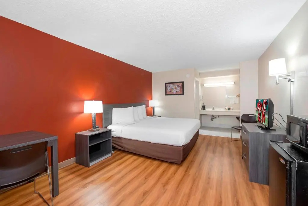 Double Suite (full double bed)