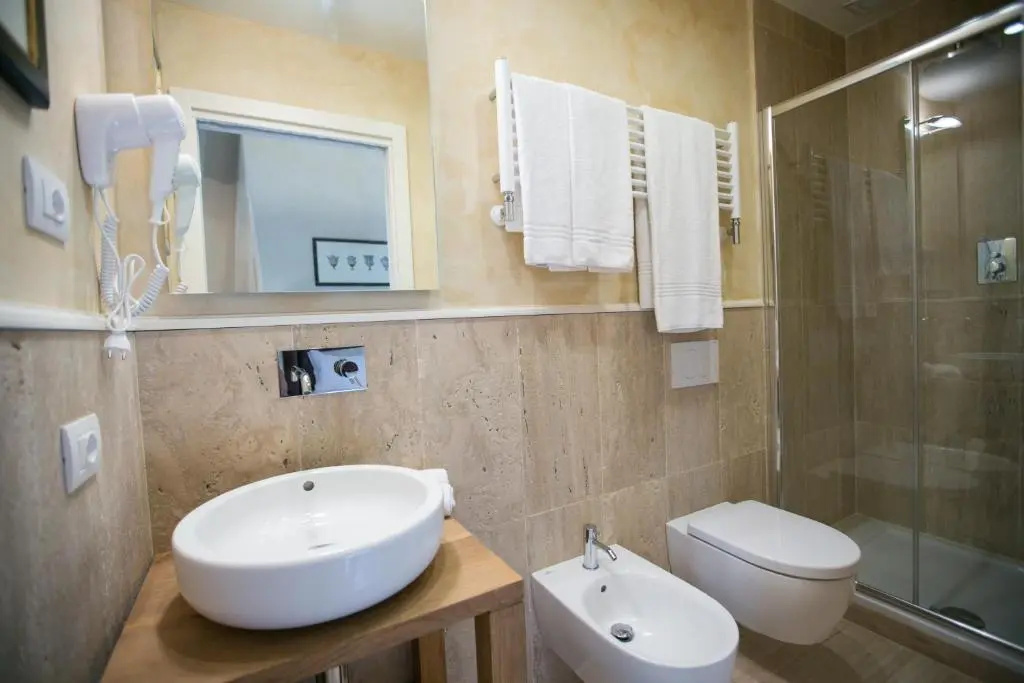 Standard Double room (full double bed)