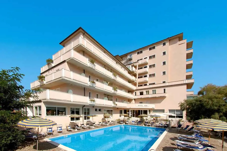 Hotel photo 13