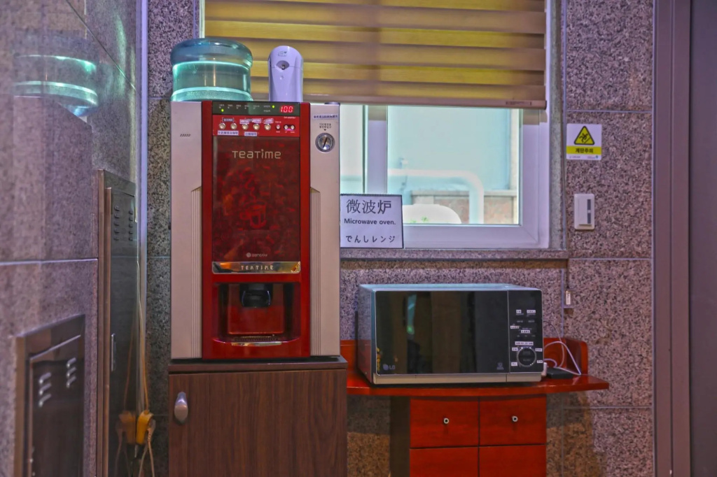 Lobby & Reception