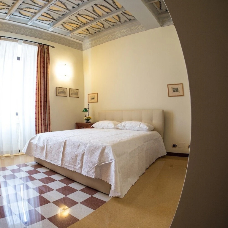 Royal room
