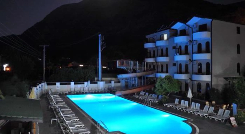 Hotel photo 11