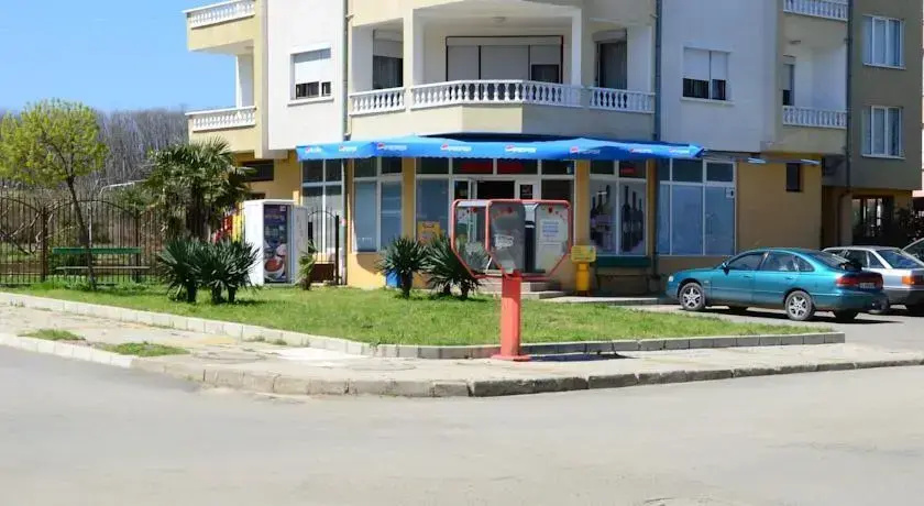 Kirovi Guest House