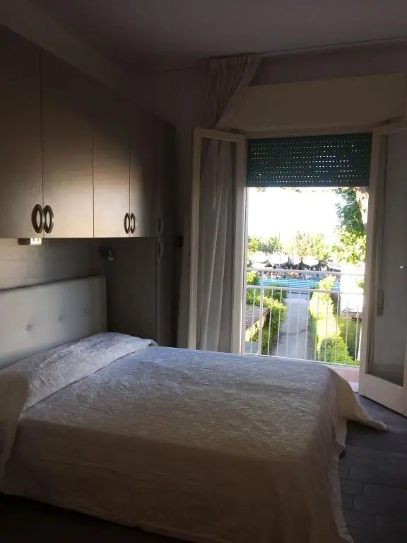 Standard Double room with sea view (full double bed)