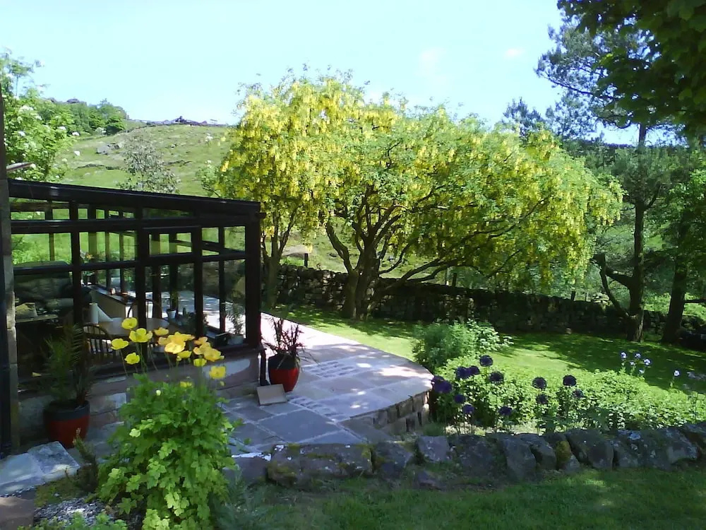 Hen Cloud Cottage