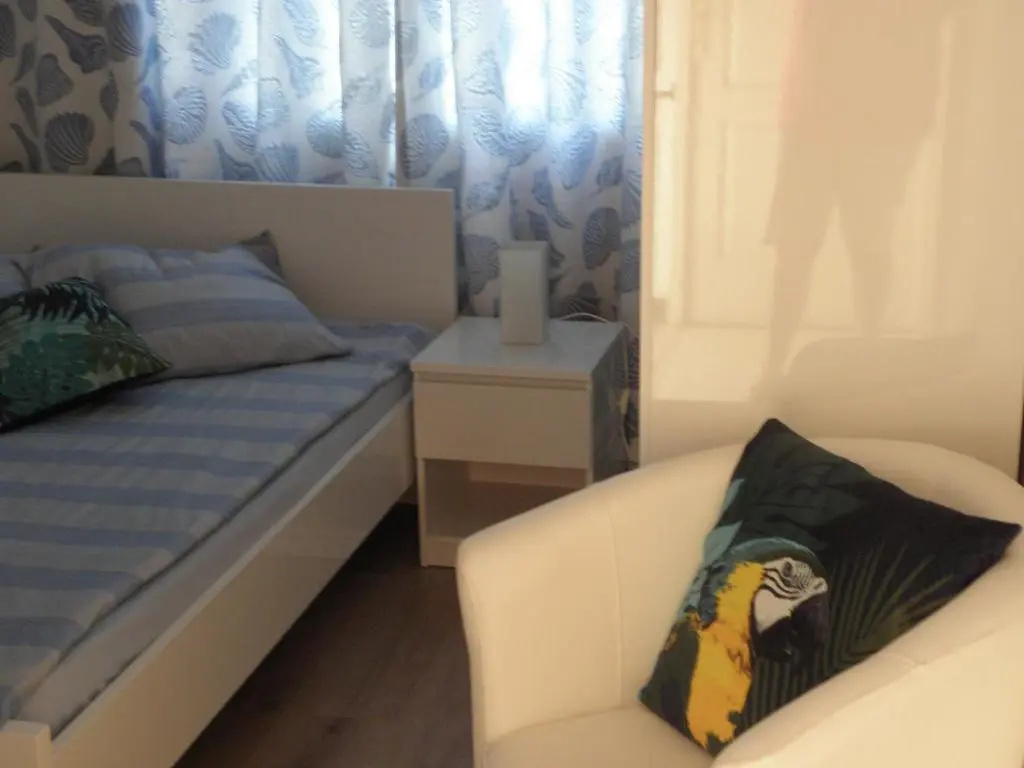 Standard Double room with garden view (full double bed)