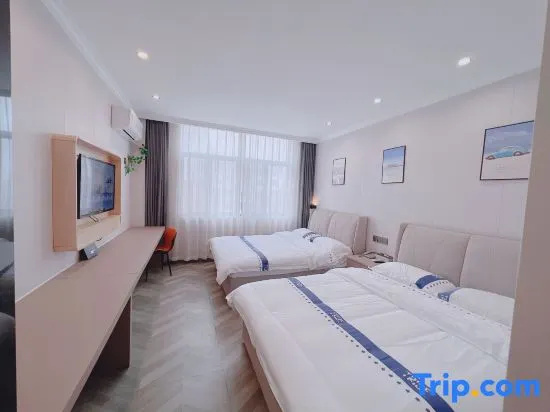 Madrigal hotel 74