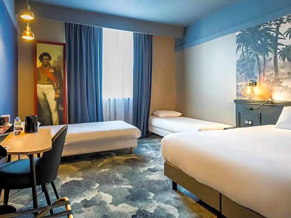 Superior Quadruple room