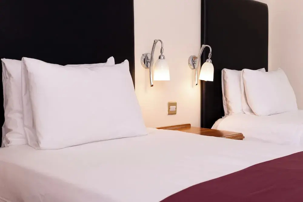 The Roebuck Hotel by Greene King Inns - Chambres