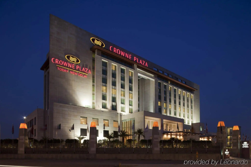 Crowne Plaza Hotel New Delhi Okhla by IHG