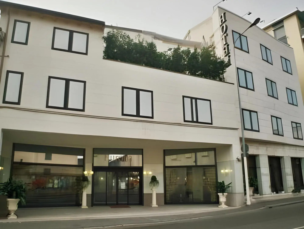 Hotel Europa by null