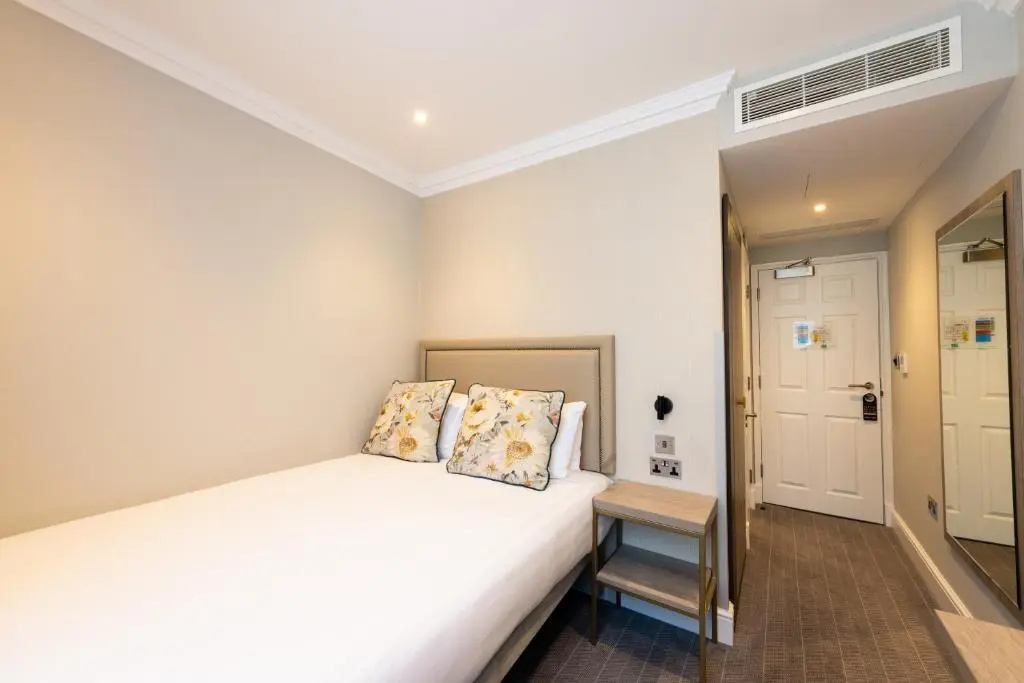 Economy Double room (full double bed)