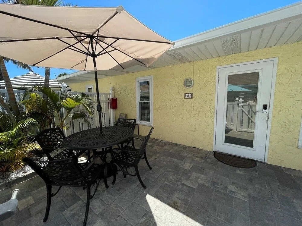 Sea Pirate 5 2 Bedroom Home by RedAwning