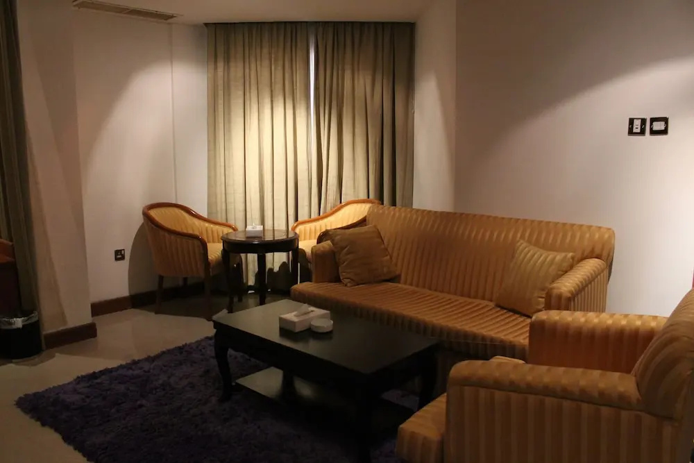 Riviera Hotel - Général