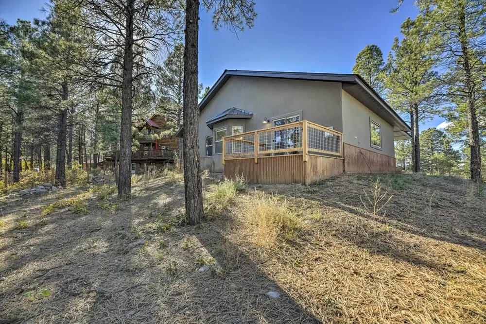 Pagosa Springs Retreat ~ 6 Miles to Hot Springs!