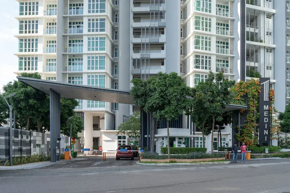 OYO Home 89736 Unbelievable 2br 1medini