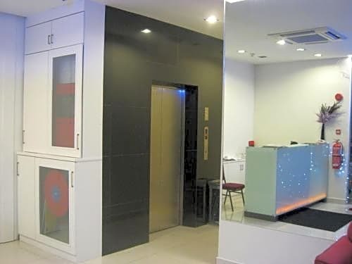 Hii-5 Hotel