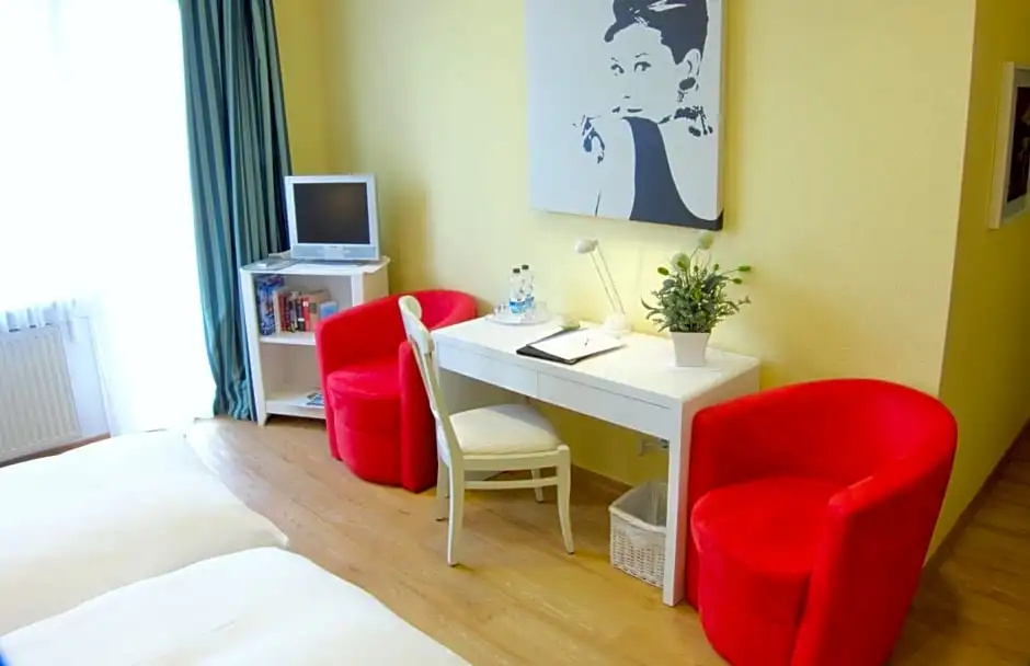 Comfort room