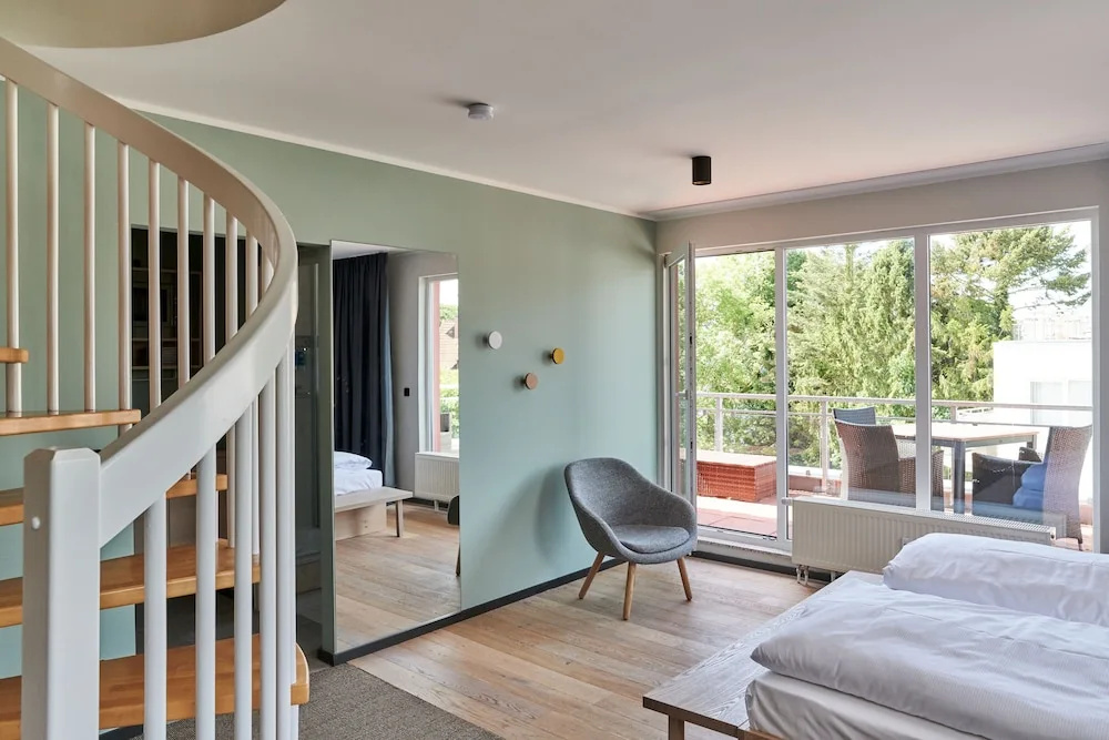 Standard Double Penthouse room (full double bed)