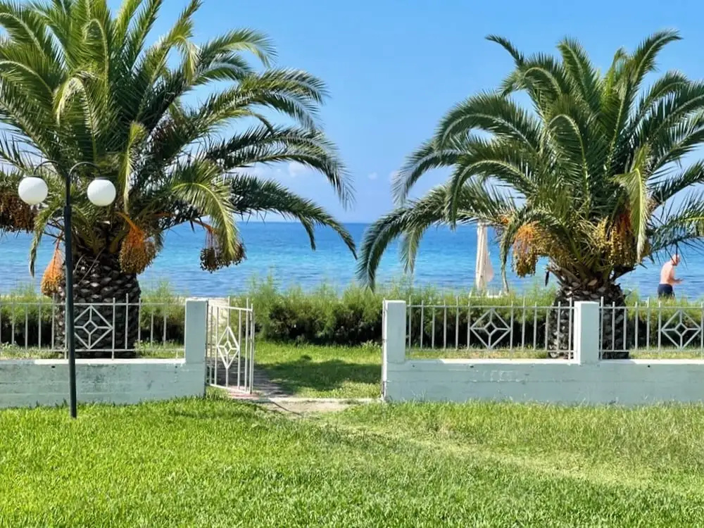 Stunning Beachfront Villa for Rent