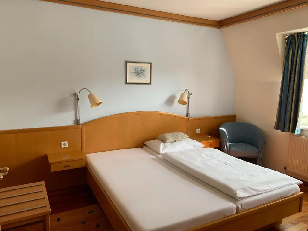 Hotel Garni Zur Post - Chambres