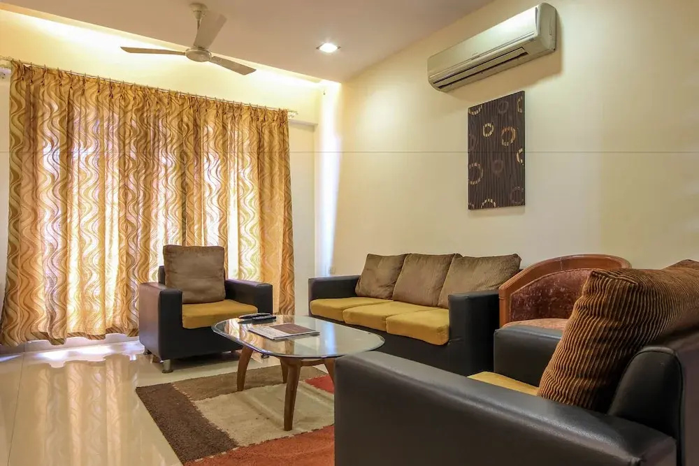 Hummingbird Apartments - Saiprasad
