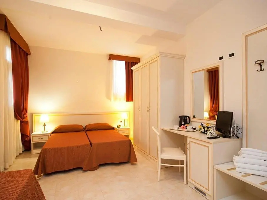 Economy Double room (full double bed)