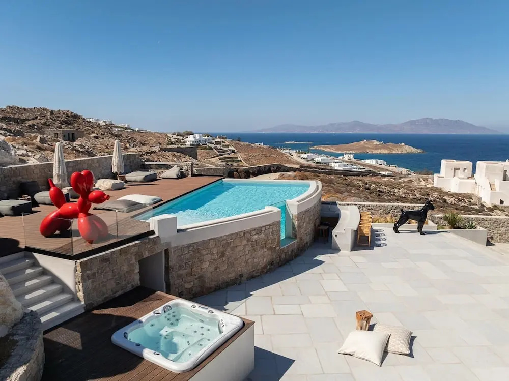 Martinez in Mykonos With 5 Bedrooms and 4 5 Bathrooms