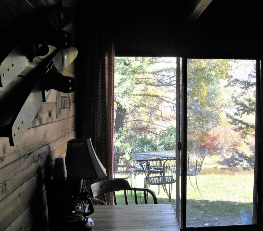 Standard Double room with river view (full double bed)