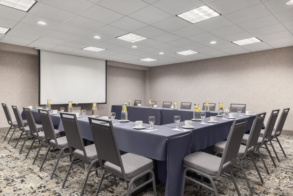 Holiday Inn Wichita East I-35 by IHG - Général