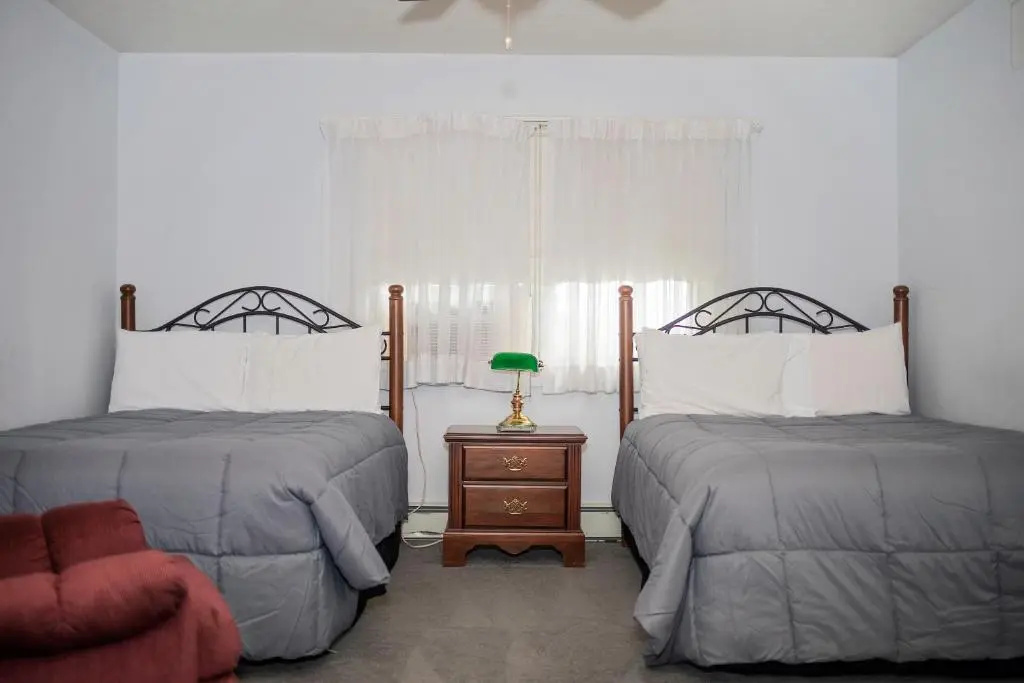 2 Bedrooms Suite