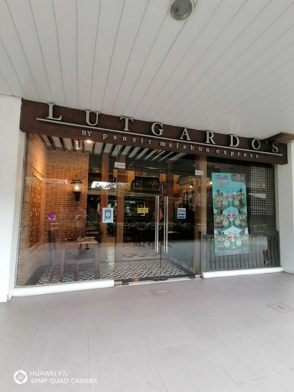 The Beacon Makati Staycation Suites