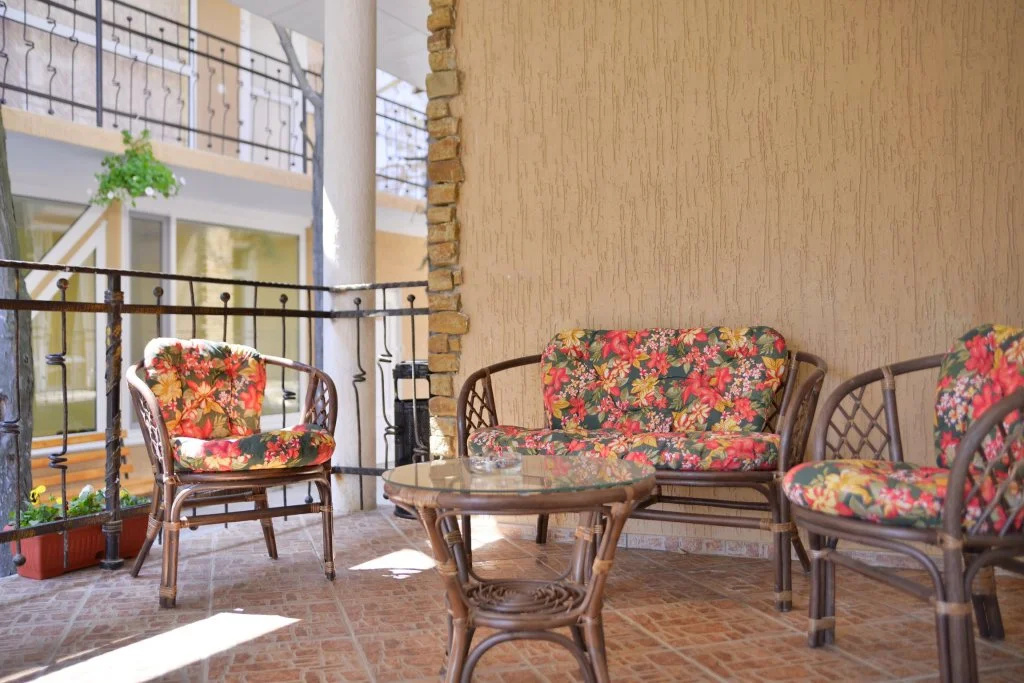 Balcony & Terrace