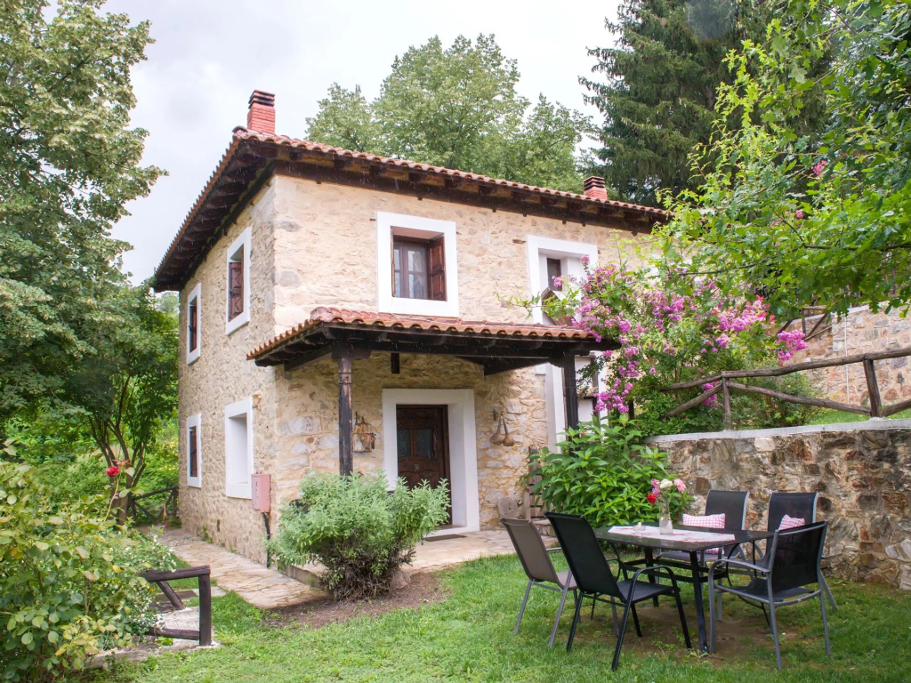 To Archontiko Guest House