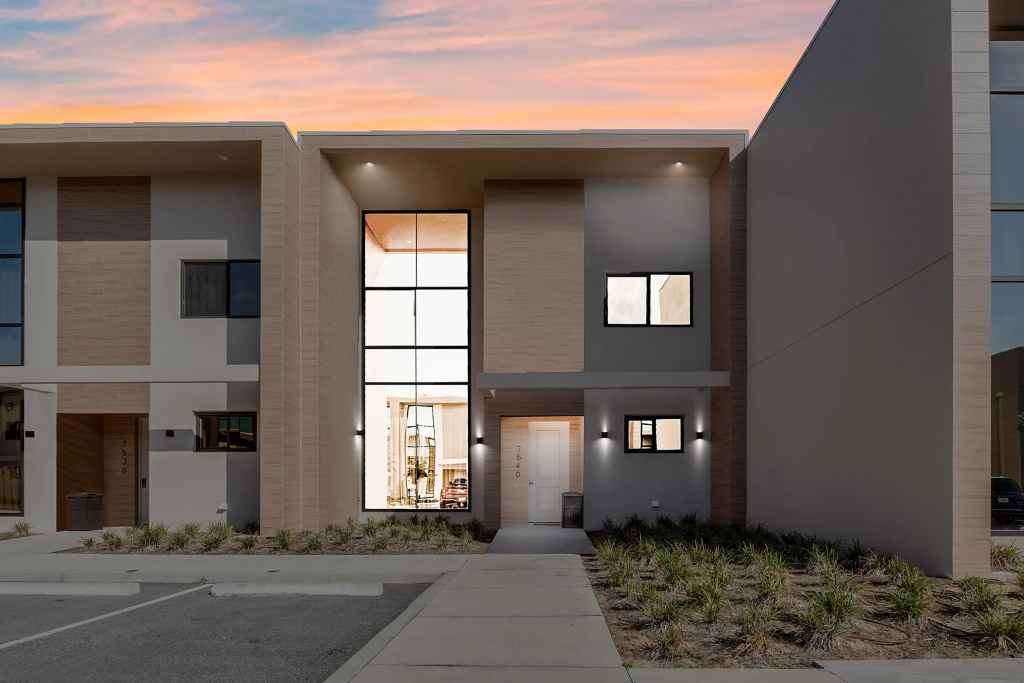 3 Bedroom - 3,5 Bathroom Magic Village 7540 Bd