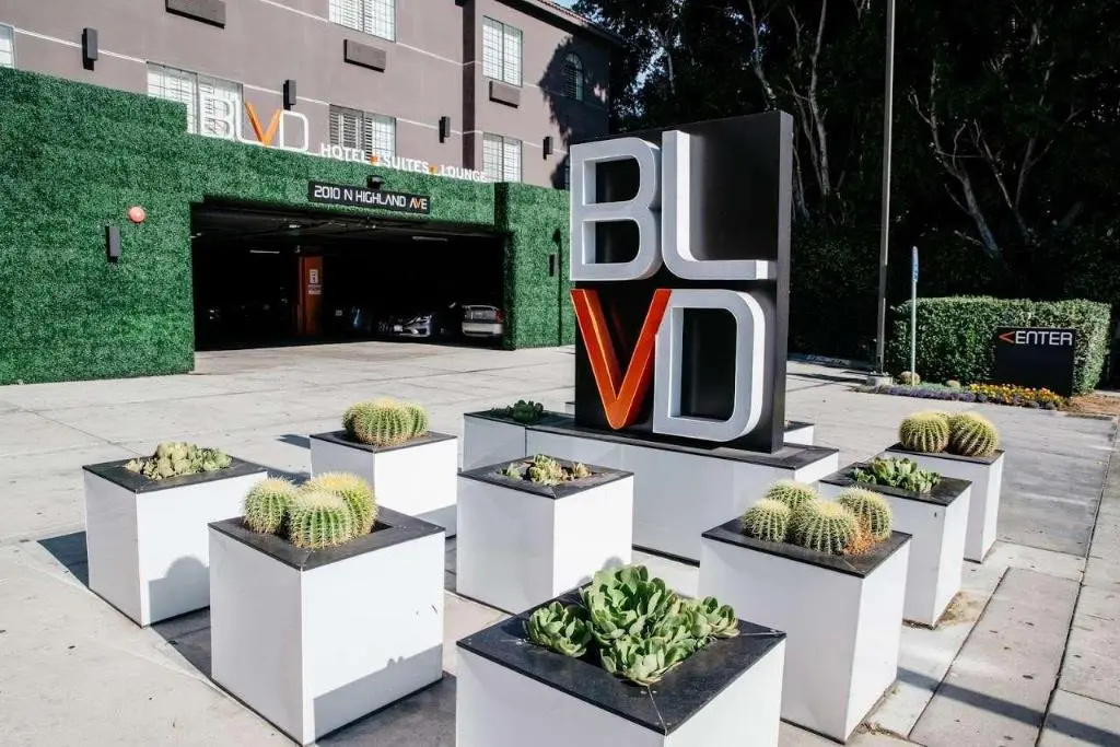 The BLVD Hotel & Suites - Général