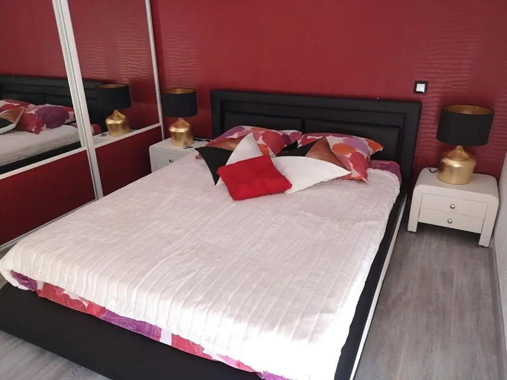 Voir la photo 3 — Chambre La Palmeraie village naturiste