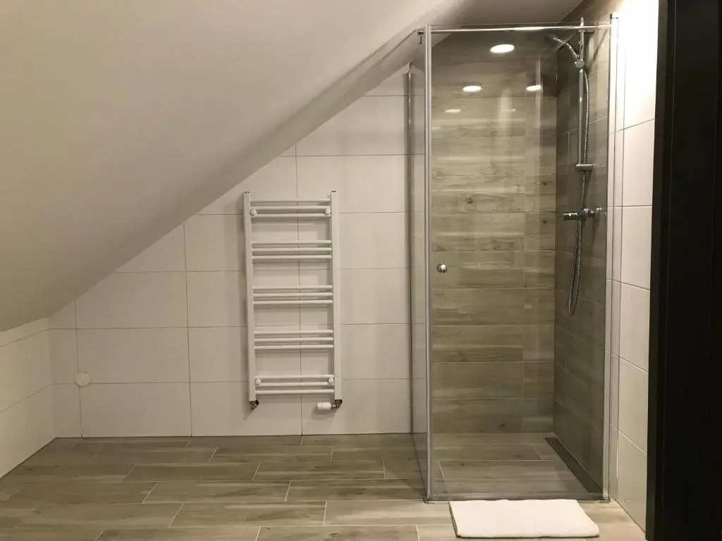 Deluxe Double room with partial sea view (full double bed)