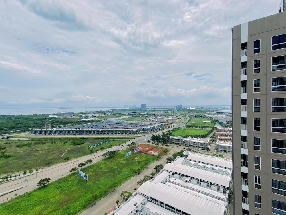 Compact And Stylish 2Br Near Nice At Tokyo Riverside Pik 2 Apartment