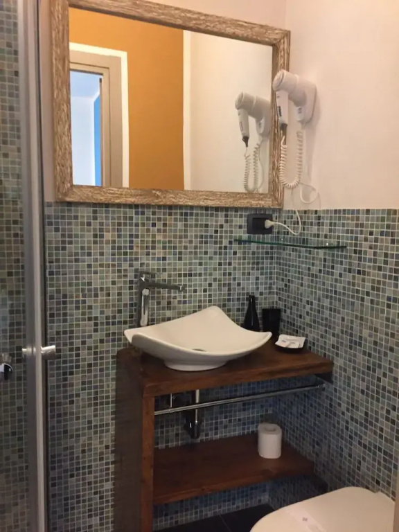 Standard Double room with balcony (full double bed)