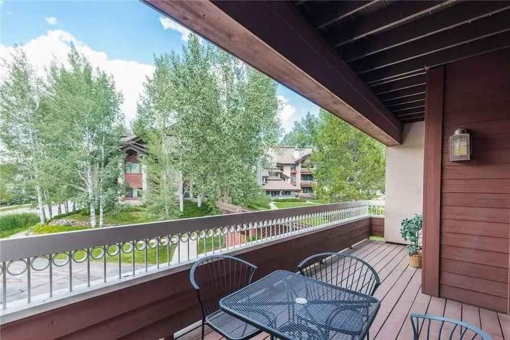 Tl2107 Excellent Amenities and Location! Winter Specials!