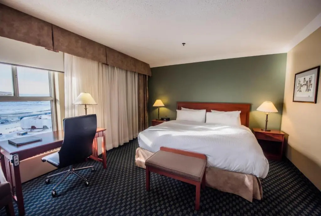 Deluxe Double room (full double bed)