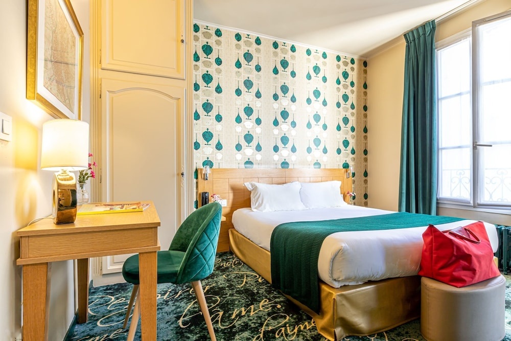 Hotel Romance Malesherbes by Patrick Hayat 87