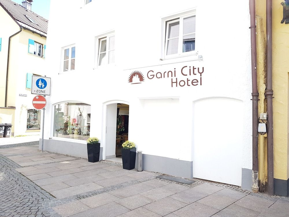 Garni City Hotel