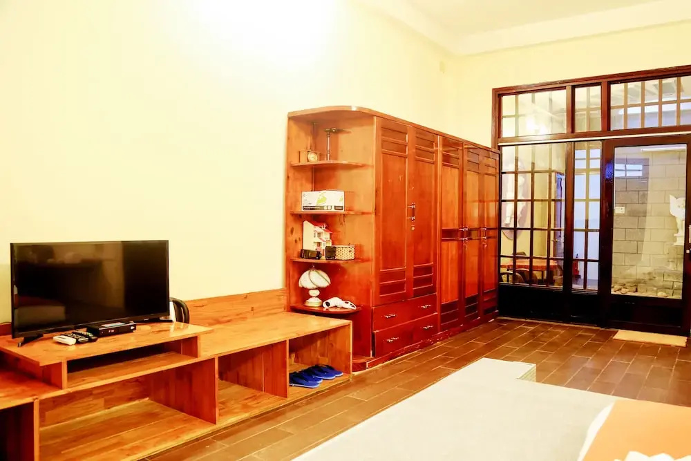 Apartment with balcony