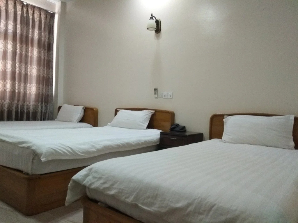 Man Thi Tar Hotel