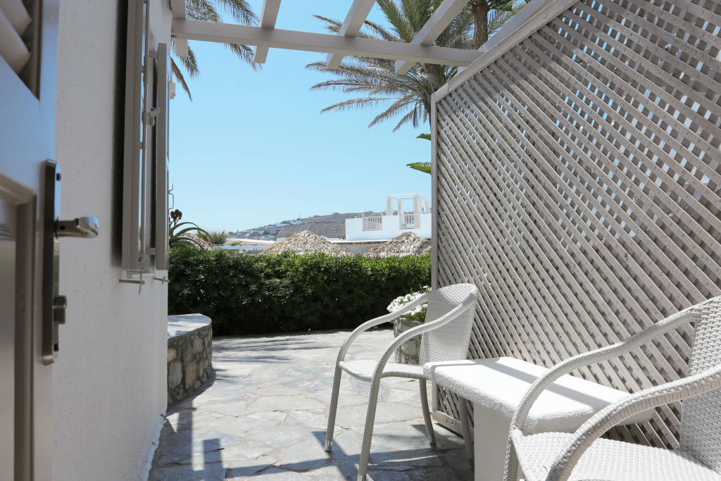 Mykonos Palace Beach Hotel