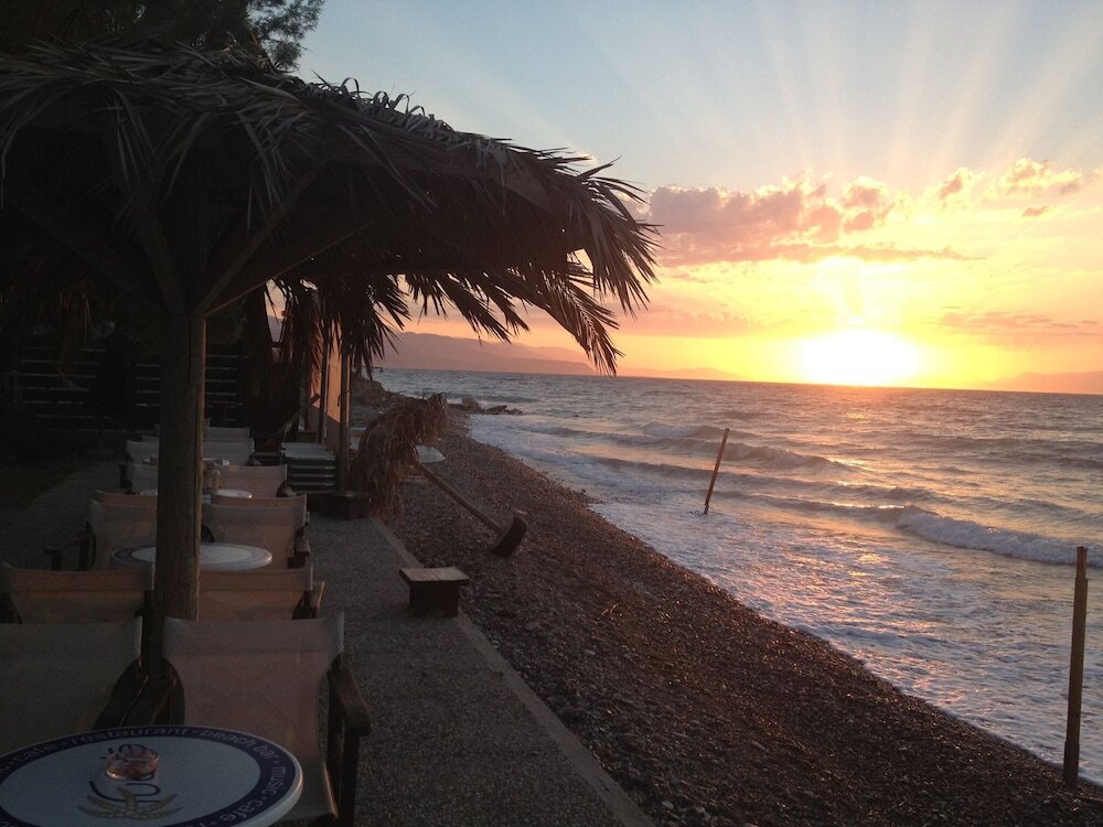 To Spitaki
