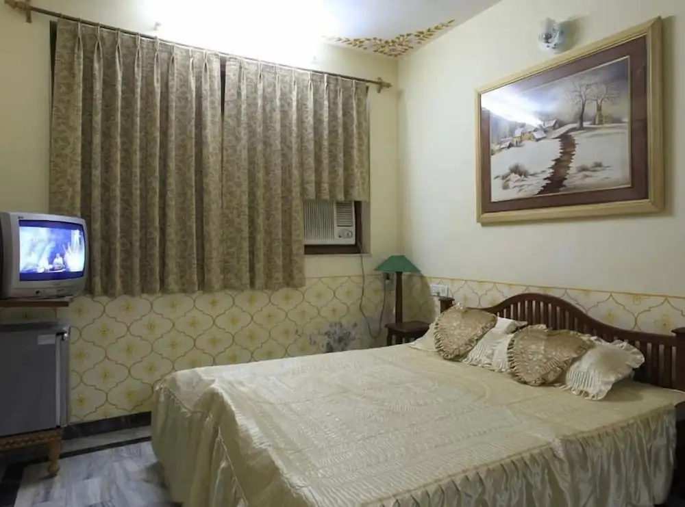 Hotel Teerth Palace - Chambres
