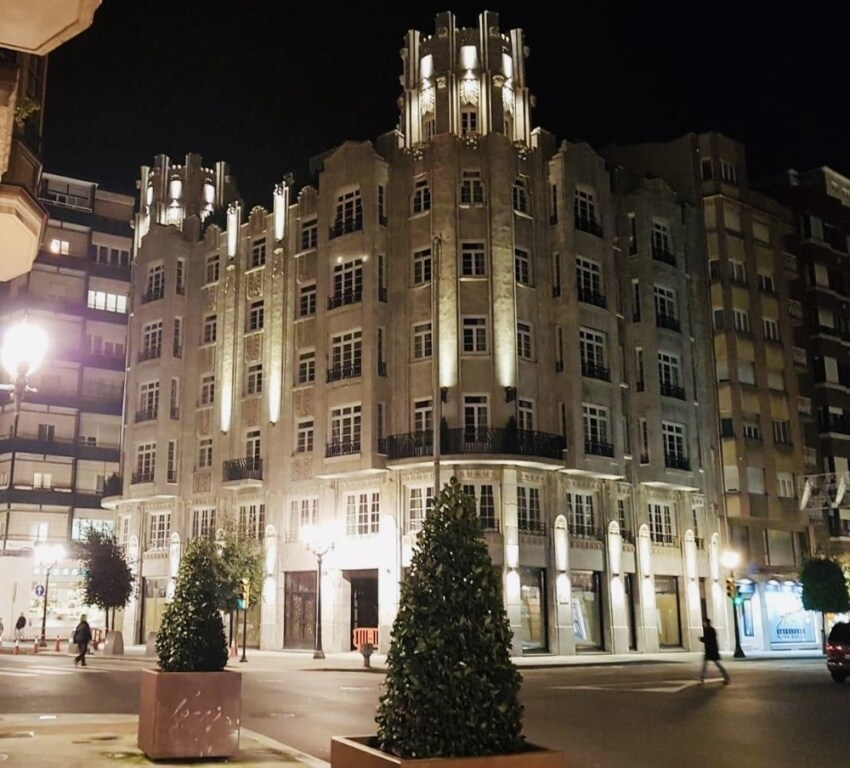 EL MÔDERNE HOTEL GIJÓN image